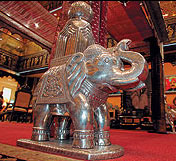 Индийская статуэтка - слон